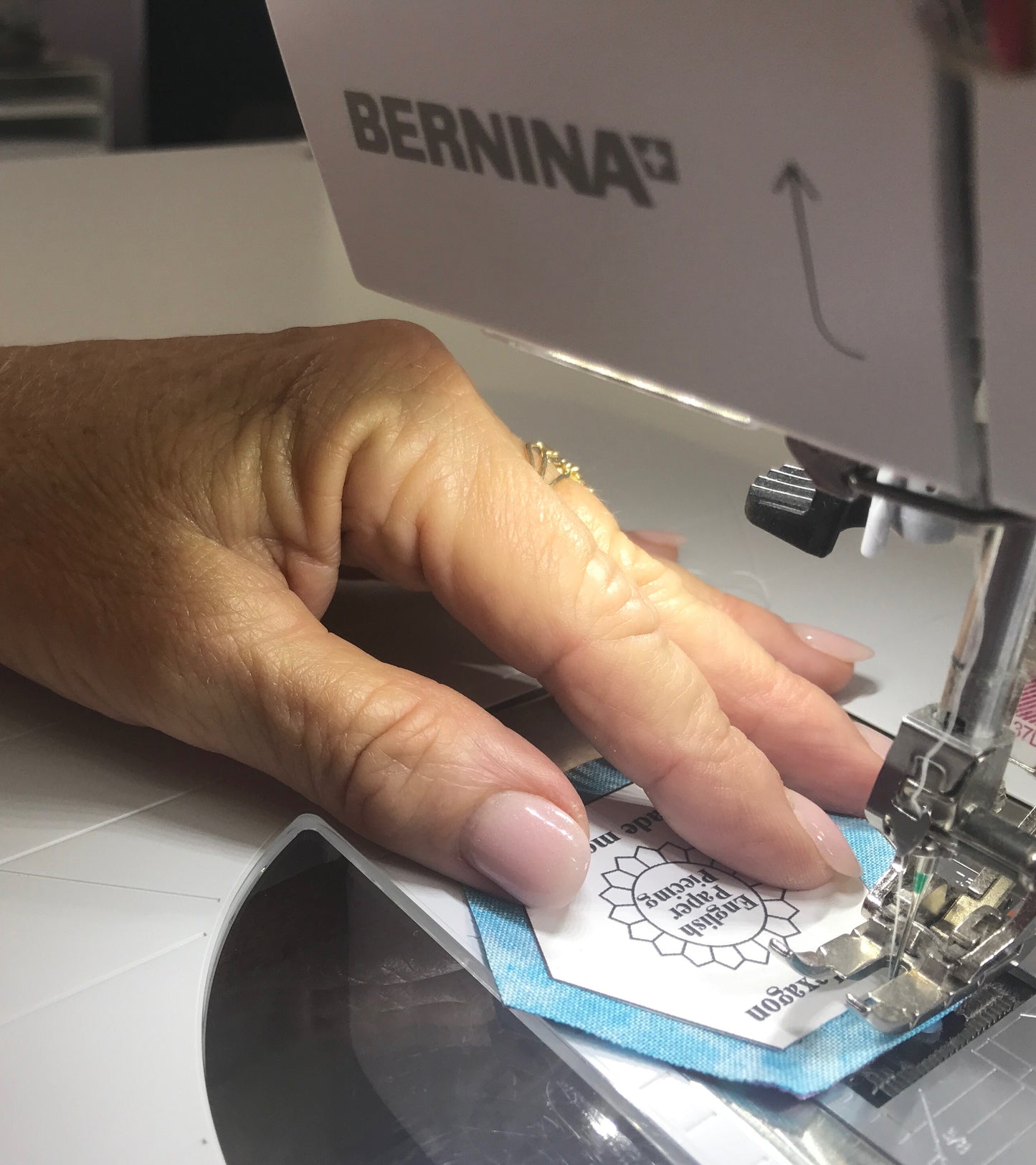 English Paper PIecing Made Modern sew by machine